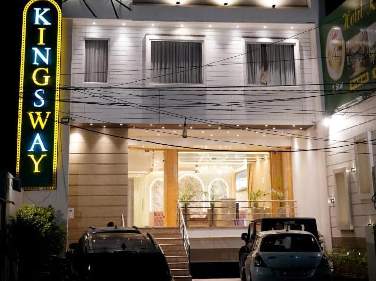 Hotel King'S Way 암리차르 외부 사진